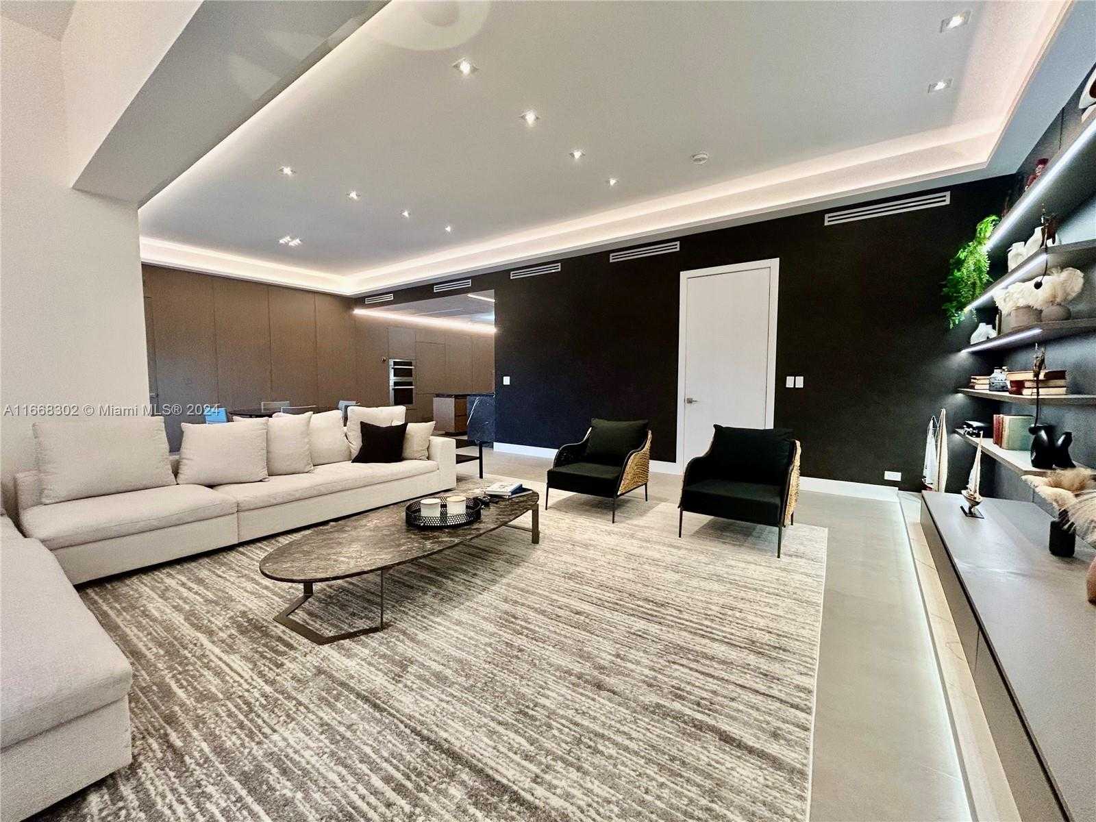 Small Image of 2301 Collins Ave, Miami Beach, FL 33139, USA Number 6