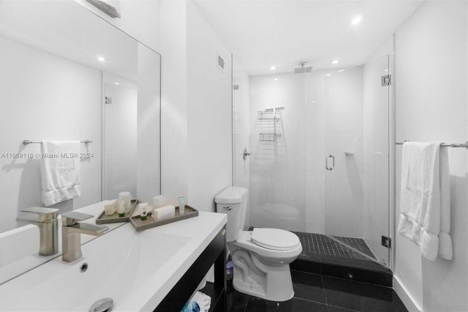 Small Image of 100 LINCOLN RD #1418, Miami Beach Number 7