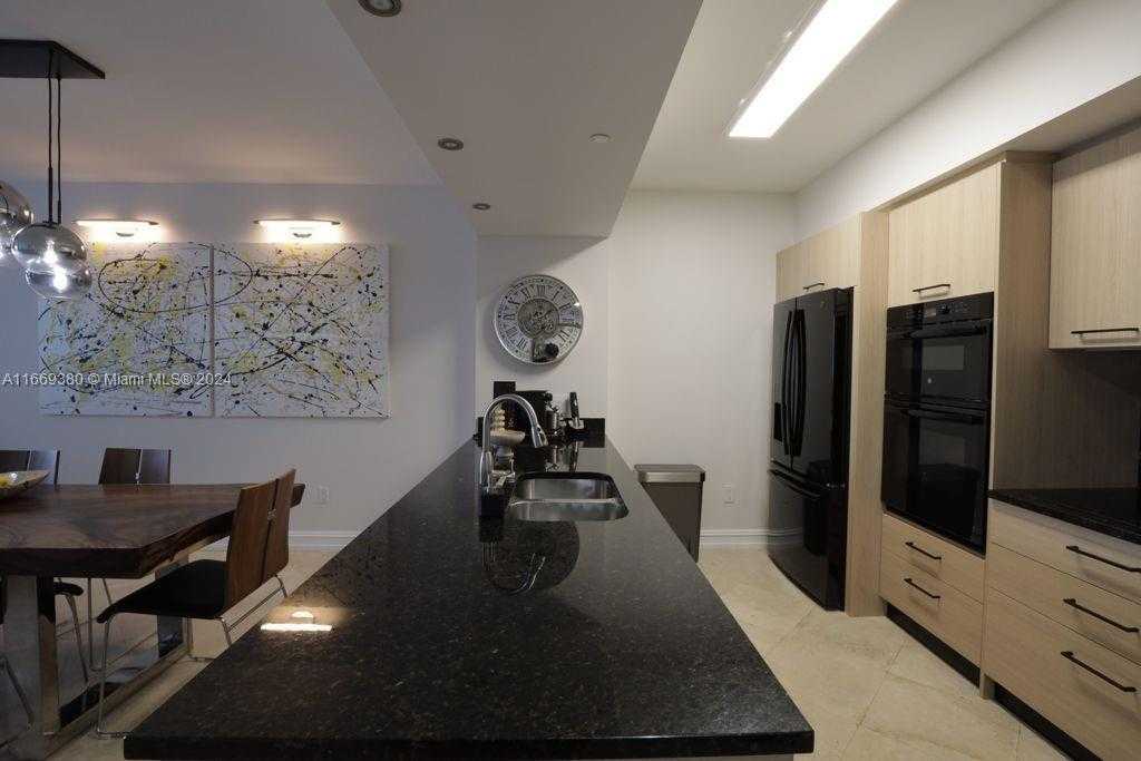 Small Image of 1830 SOUTH OCEAN DR #2011, Hallandale Beach Number 14