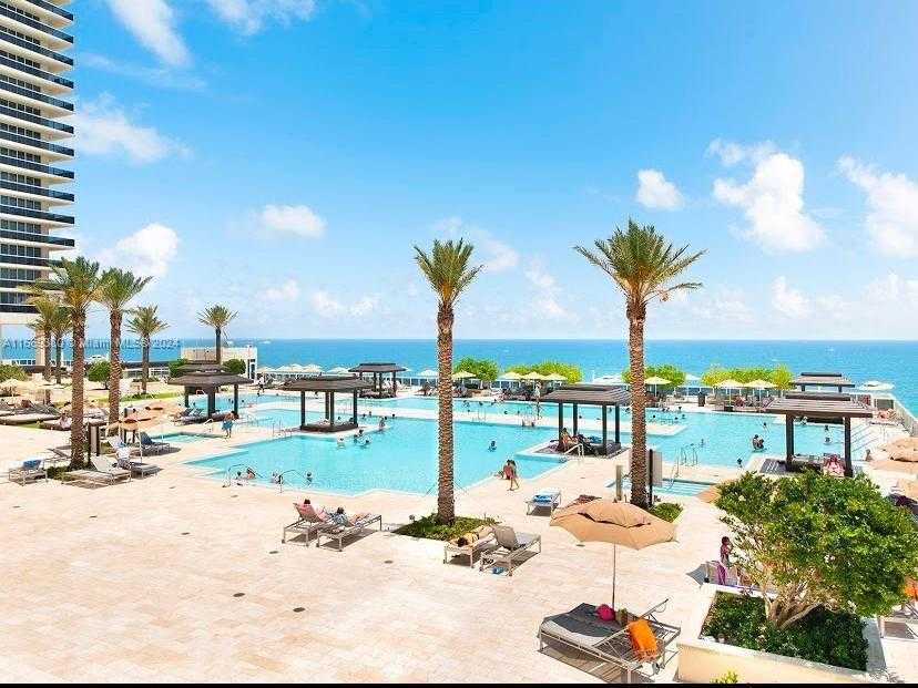 Small Image of 1830 SOUTH OCEAN DR #2011, Hallandale Beach Number 3