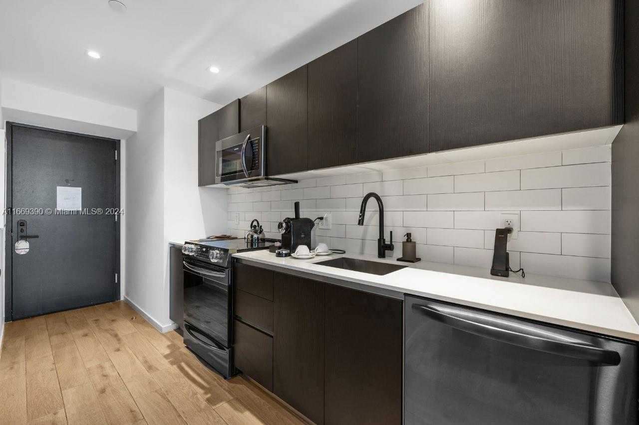 Small Image of 398 NORTH EAST 5TH ST #3113, Miami Number 13