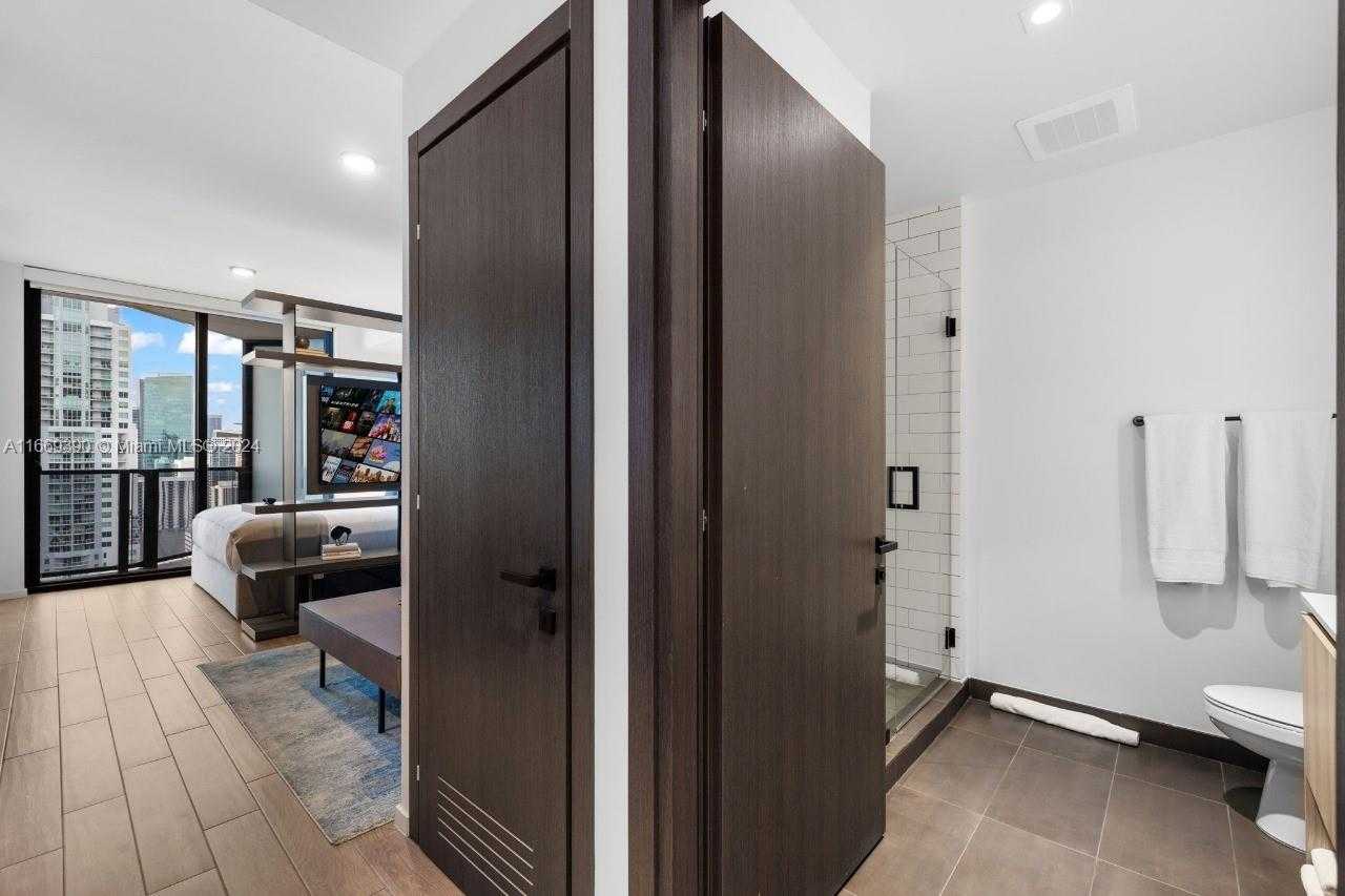 Small Image of 398 NORTH EAST 5TH ST #3113, Miami Number 6