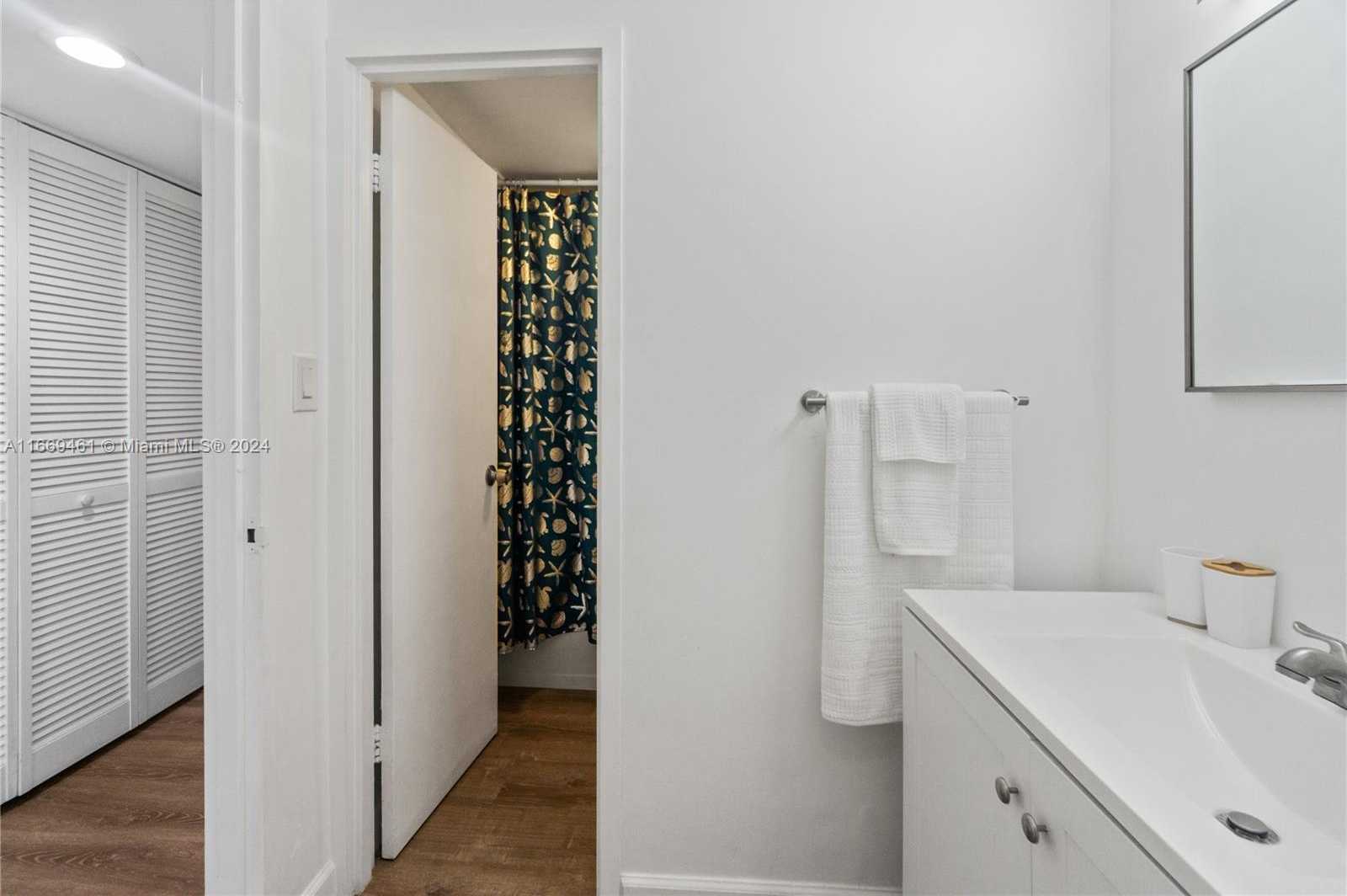 Small Image of 100 LINCOLN RD #538, Miami Beach Number 13