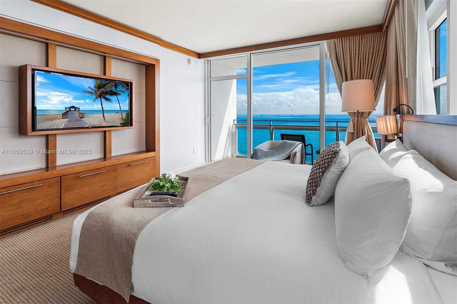 Small Image of 6801 #505, Miami Beach Number 16