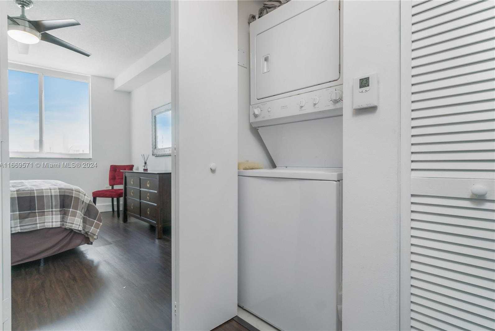 Small Image of 18800 NORTH EAST 29TH AVE #613, Aventura Number 19