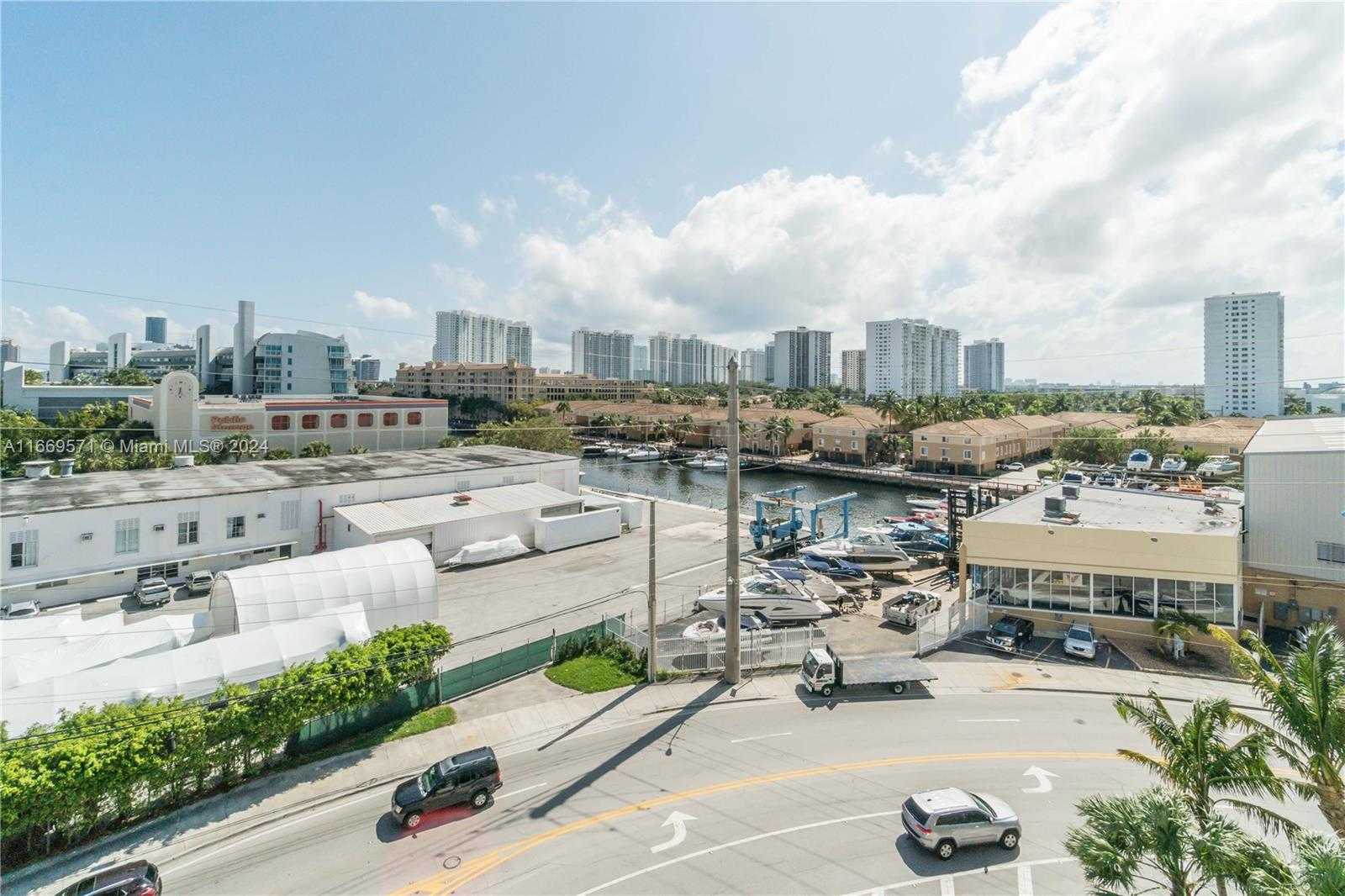 Small Image of 18800 NORTH EAST 29TH AVE #613, Aventura Number 23