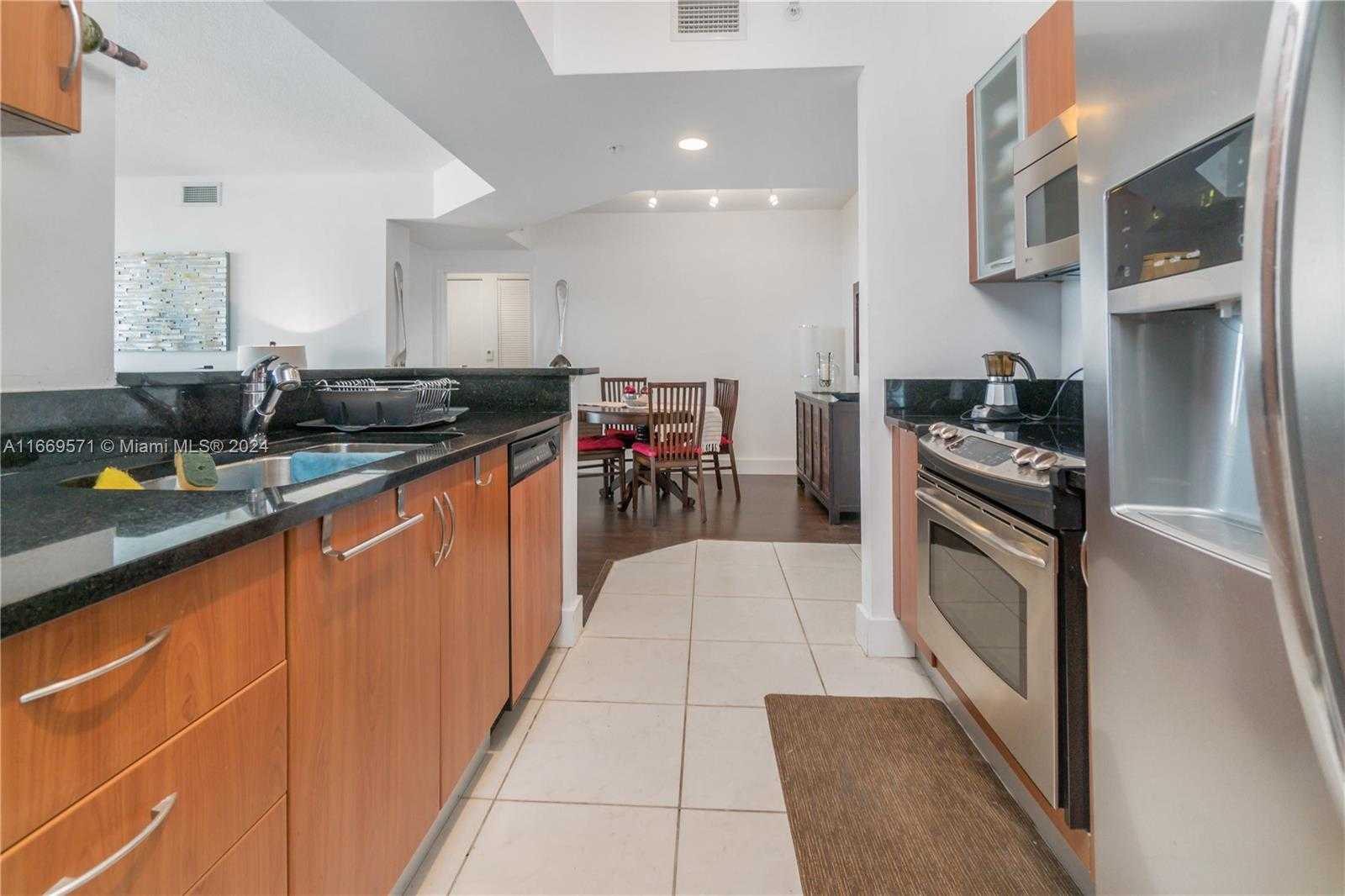 Small Image of 18800 NORTH EAST 29TH AVE #613, Aventura Number 5