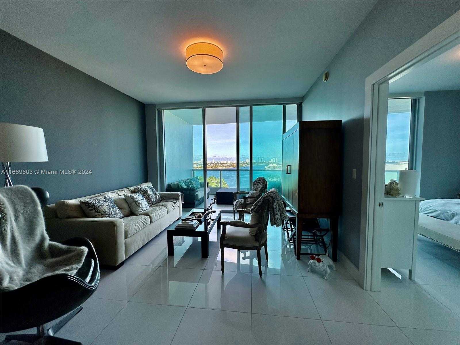 Small Image of 900 BISCAYNE BLVD #1903, Miami Number 10