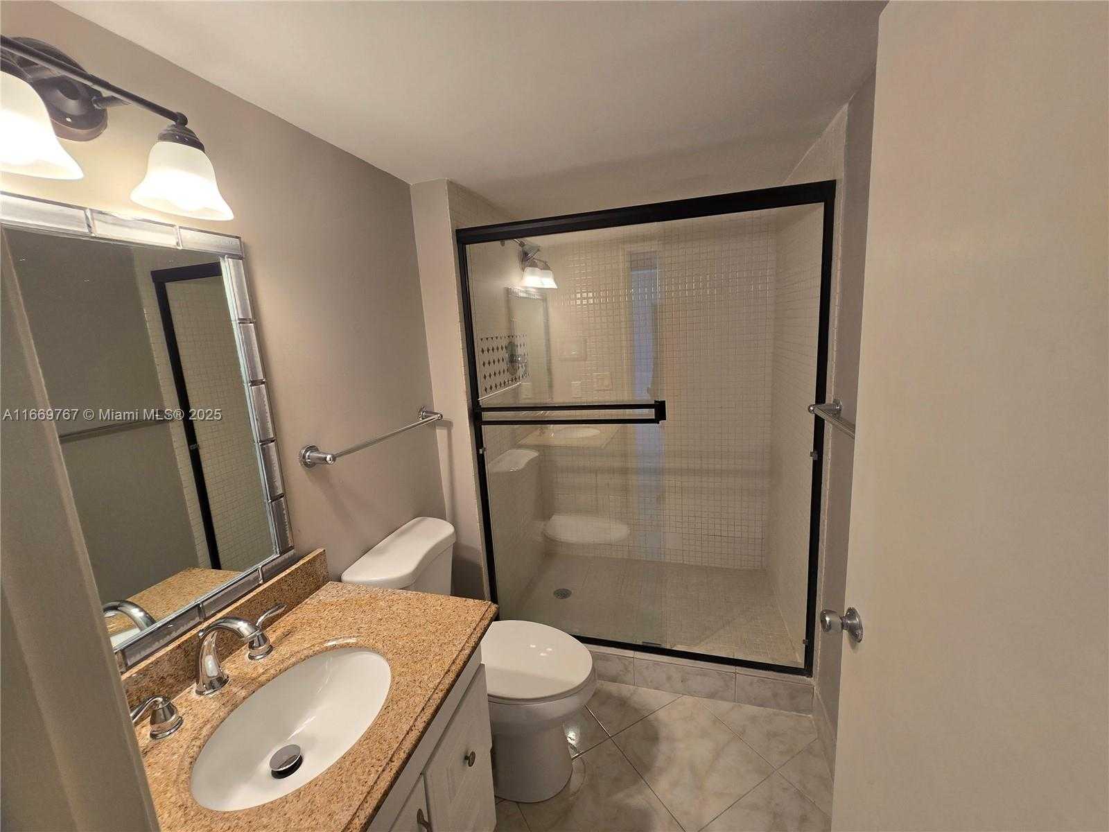 Small Image of 20505 EAST COUNTRY CLUB DR #138, Aventura Number 11
