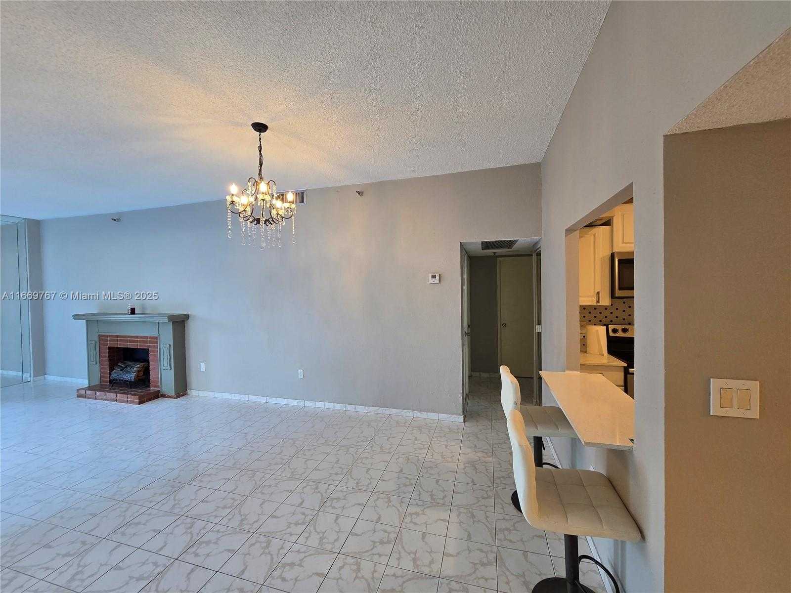 Small Image of 20505 EAST COUNTRY CLUB DR #138, Aventura Number 5