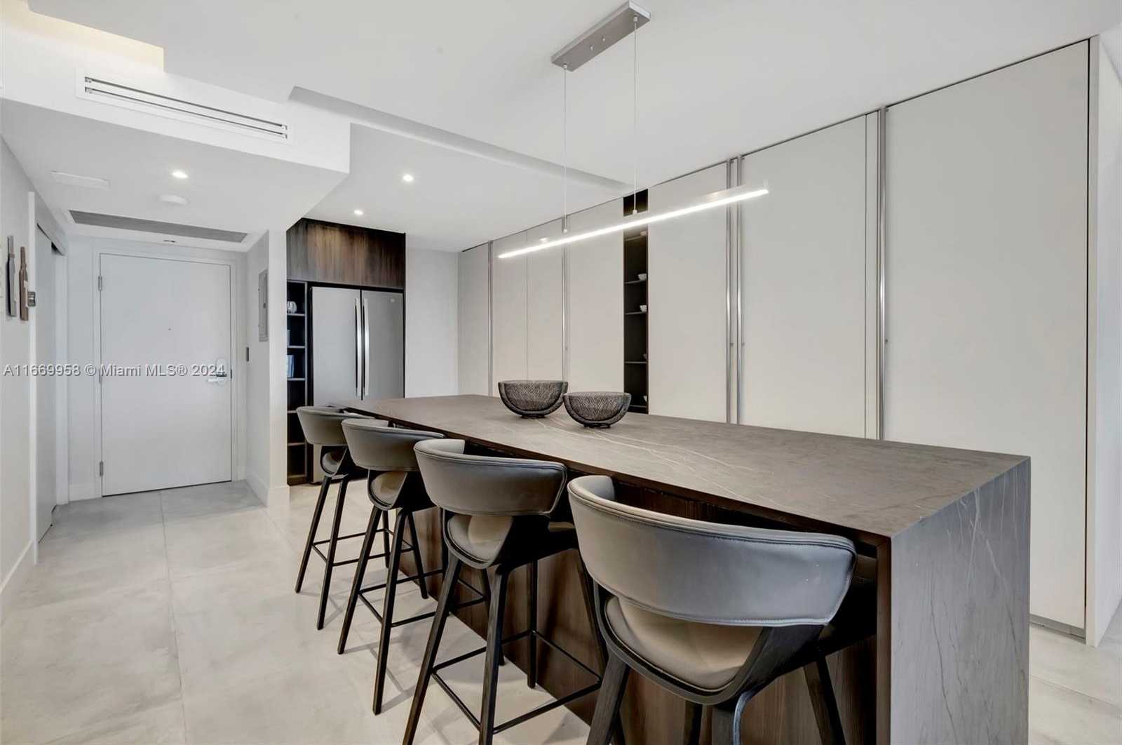Small Image of 2301 COLLINS AVE #634/635, Miami Beach Number 11
