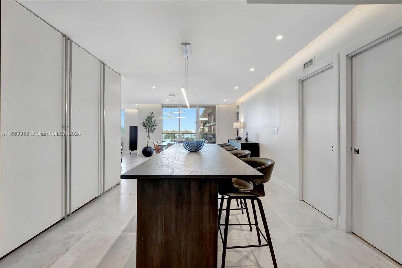 Small Image of 2301 COLLINS AVE #634/635, Miami Beach Number 20