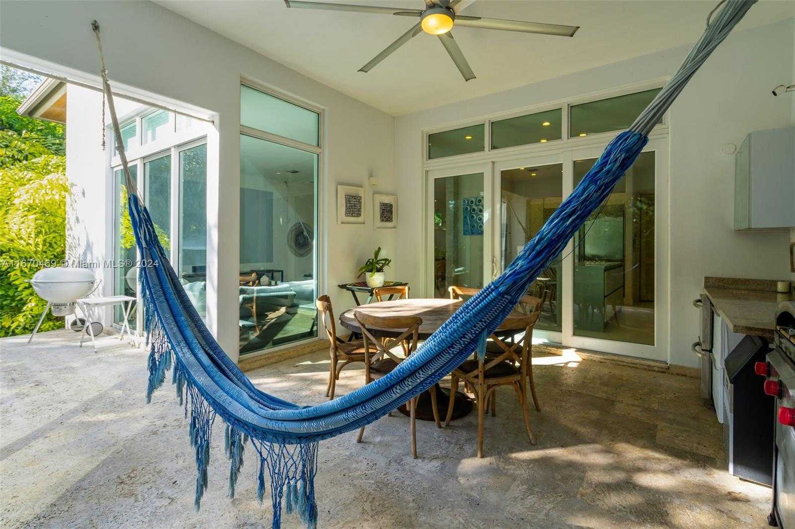 Small Image of 298 WEST MCINTYRE ST, Key Biscayne Number 16