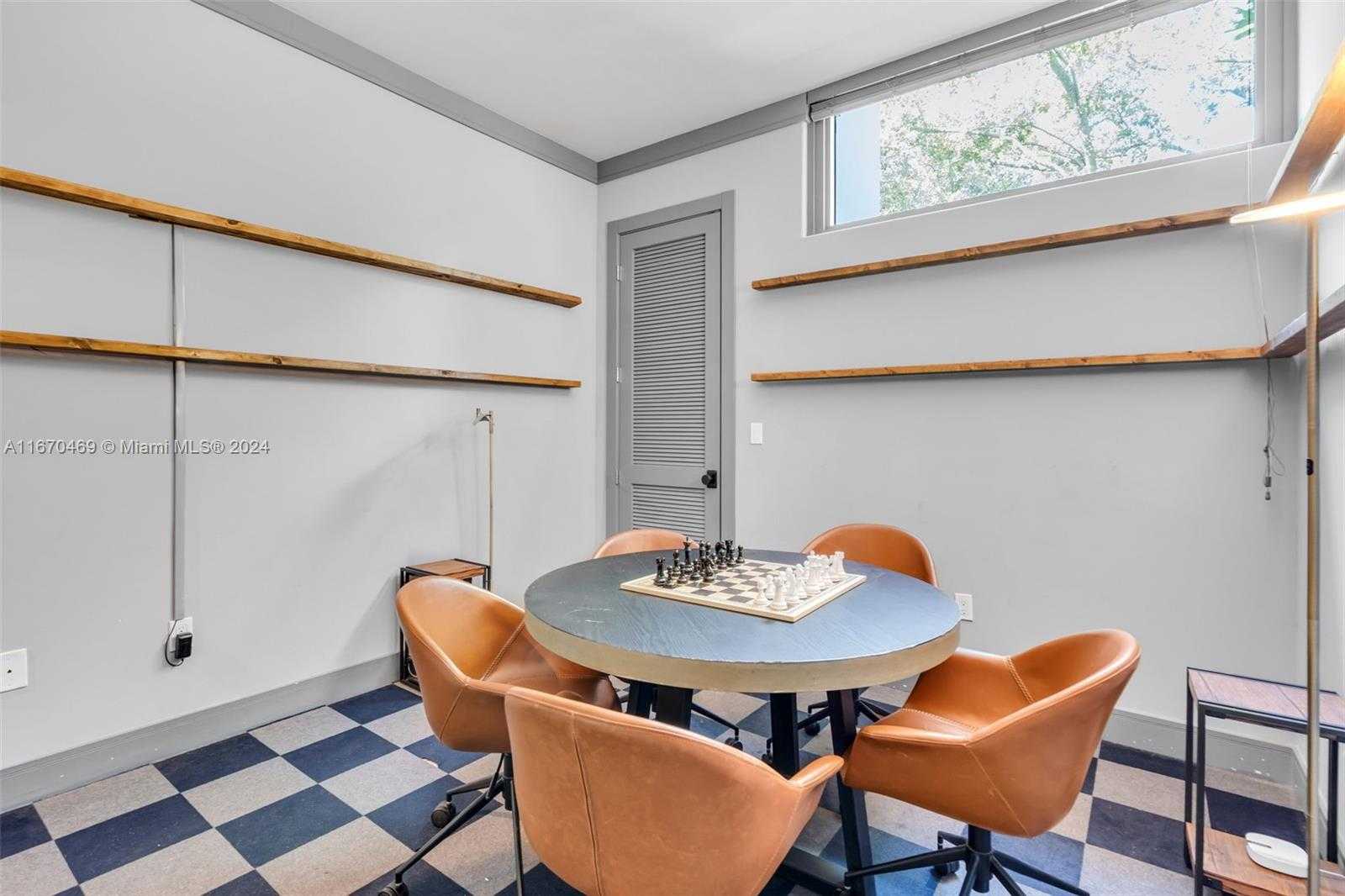 Small Image of 298 WEST MCINTYRE ST, Key Biscayne Number 19