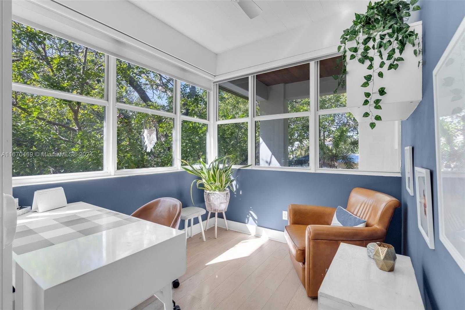 Small Image of 298 WEST MCINTYRE ST, Key Biscayne Number 44