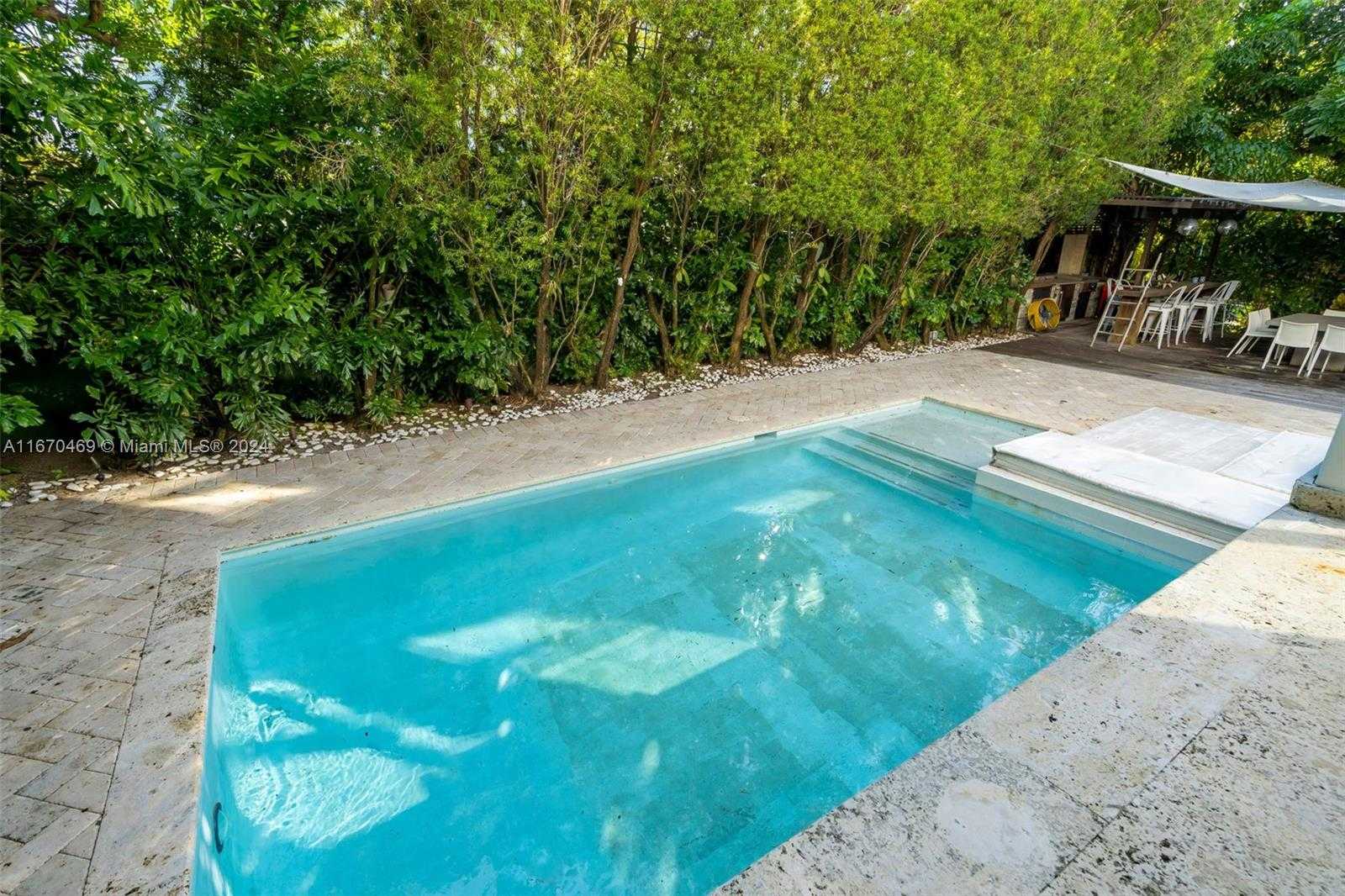 Small Image of 298 WEST MCINTYRE ST, Key Biscayne Number 51