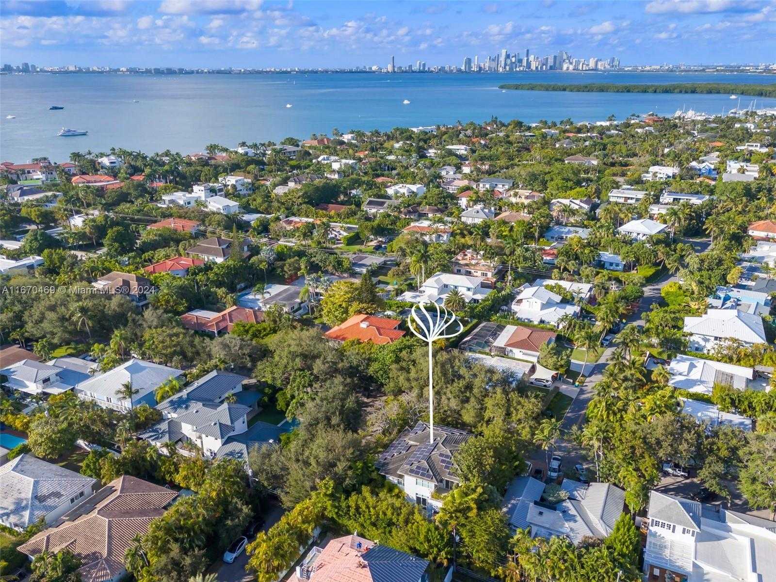 Small Image of 298 WEST MCINTYRE ST, Key Biscayne Number 57