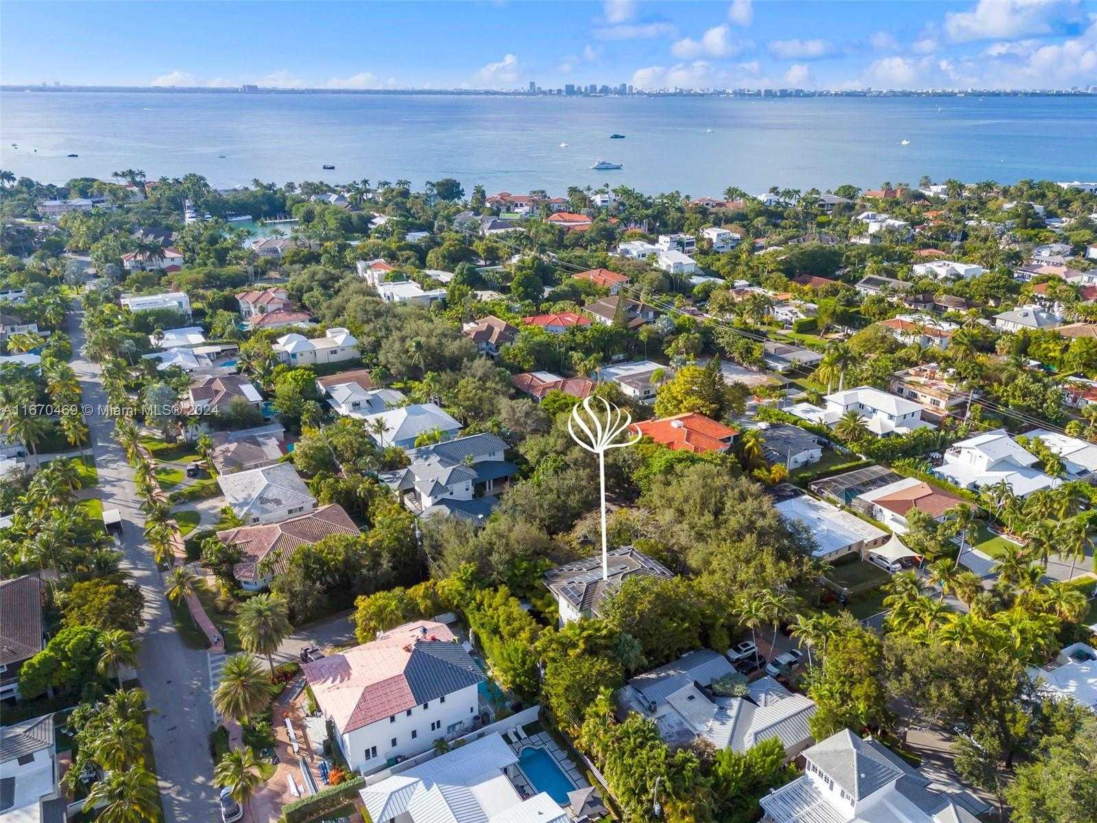Small Image of 298 WEST MCINTYRE ST, Key Biscayne Number 58