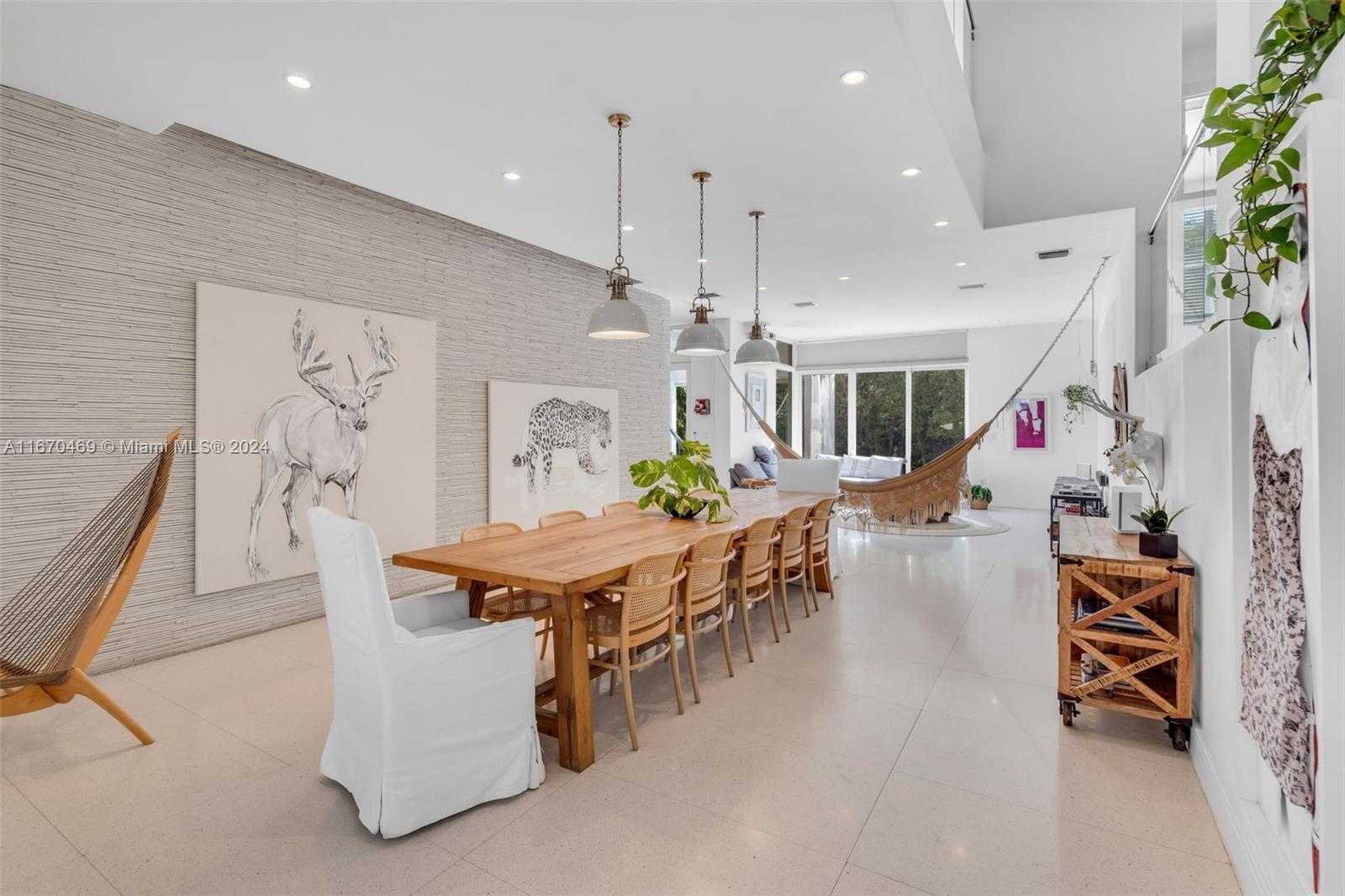 Small Image of 298 WEST MCINTYRE ST, Key Biscayne Number 6