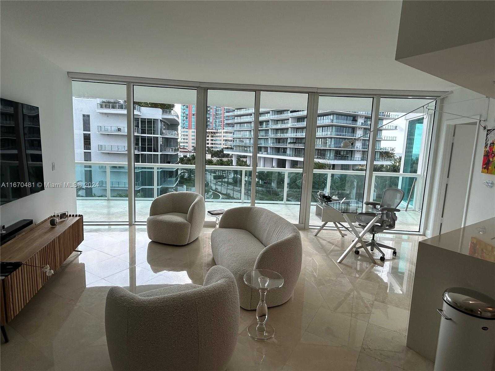 Small Image of 1000 SOUTH POINTE DR #507, Miami Beach Number 4