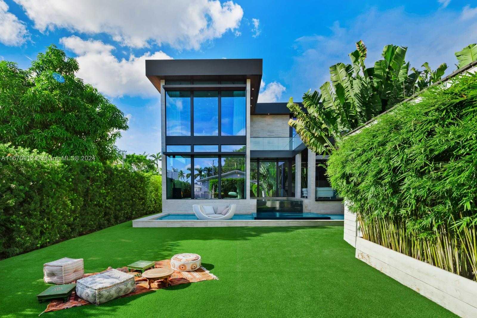 Small Image of 2051 NORTH BAY RD, Miami Beach Number 10