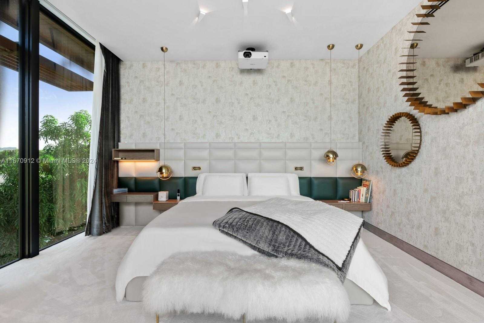 Small Image of 2051 NORTH BAY RD, Miami Beach Number 26