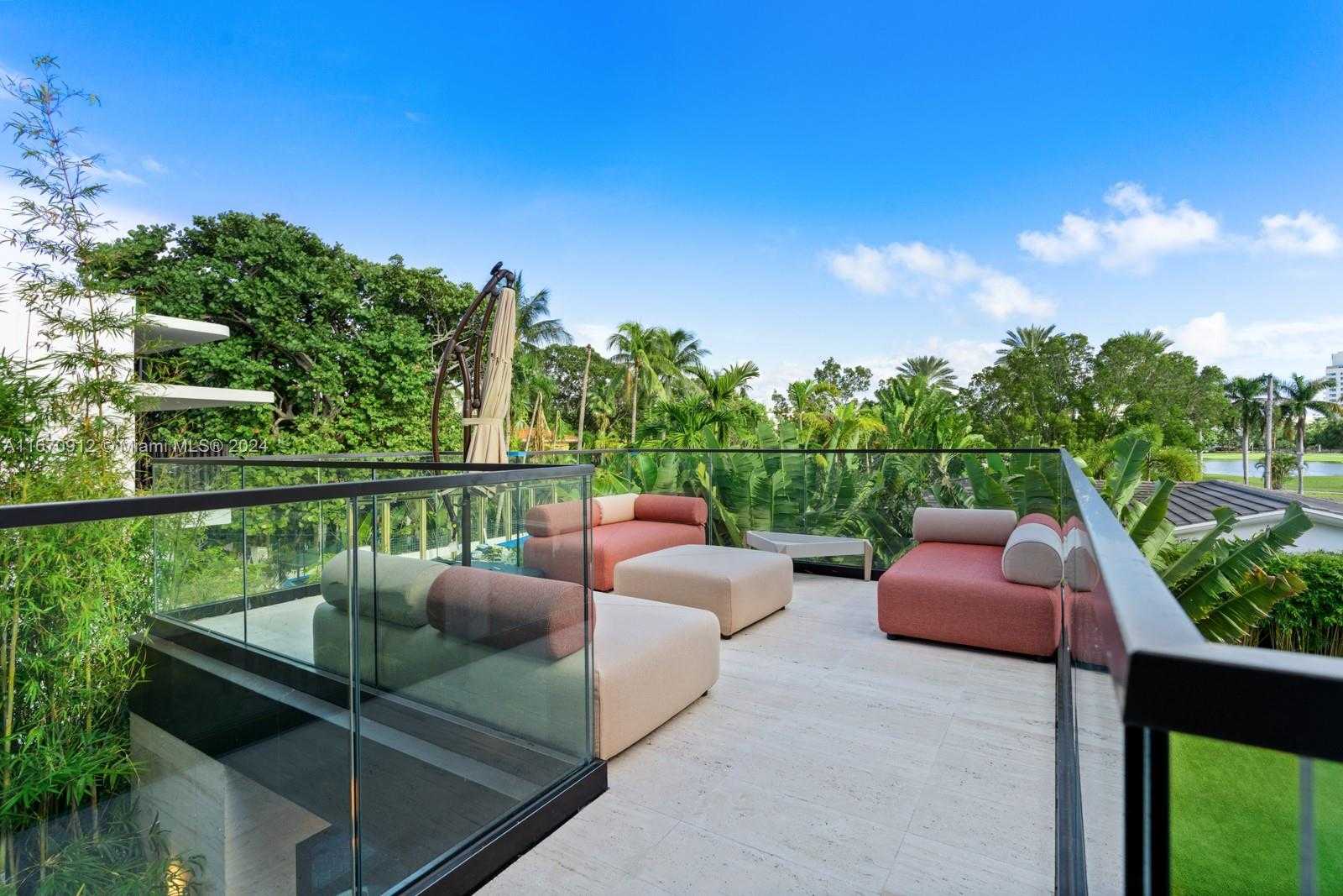 Small Image of 2051 NORTH BAY RD, Miami Beach Number 27