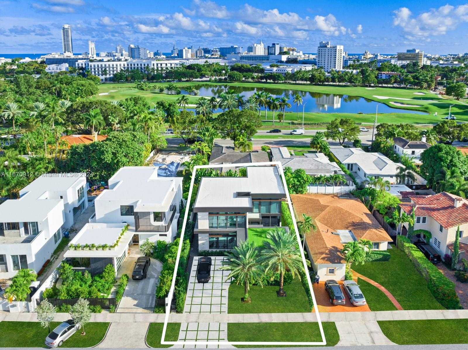 Small Image of 2051 NORTH BAY RD, Miami Beach Number 33