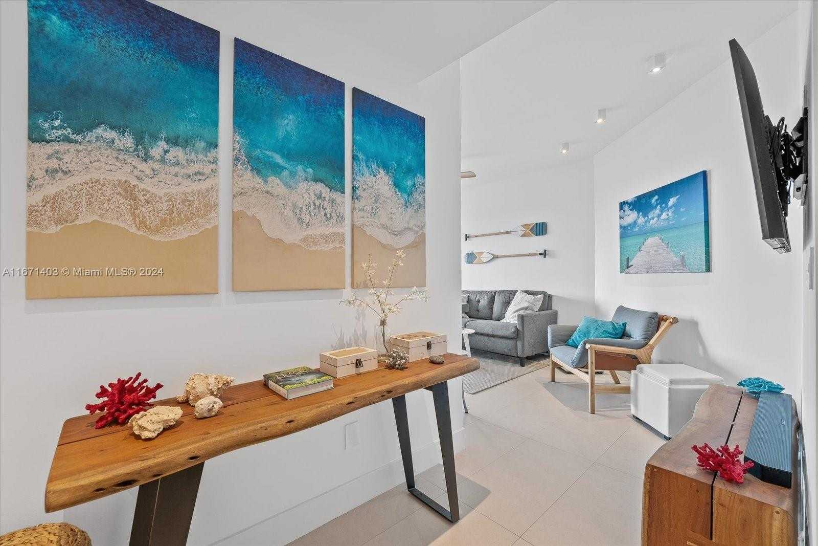 Small Image of 15713 FISHER ISLAND DR #15713, Miami Beach Number 15