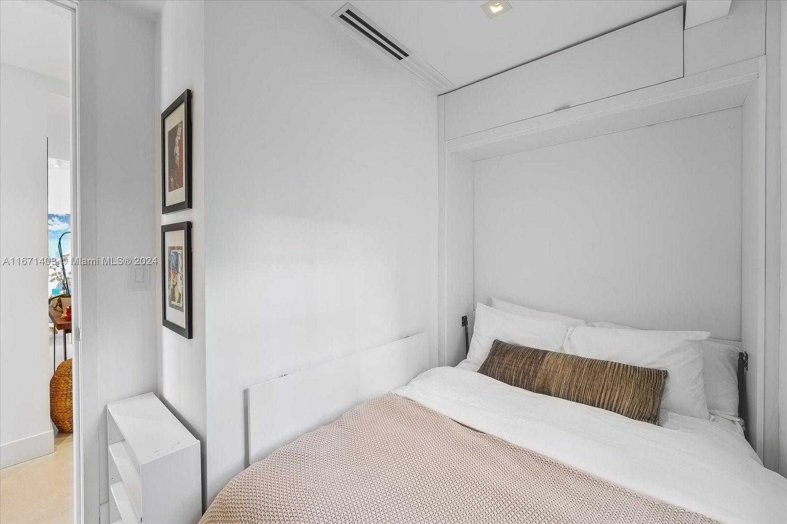 Small Image of 15713 FISHER ISLAND DR #15713, Miami Beach Number 23