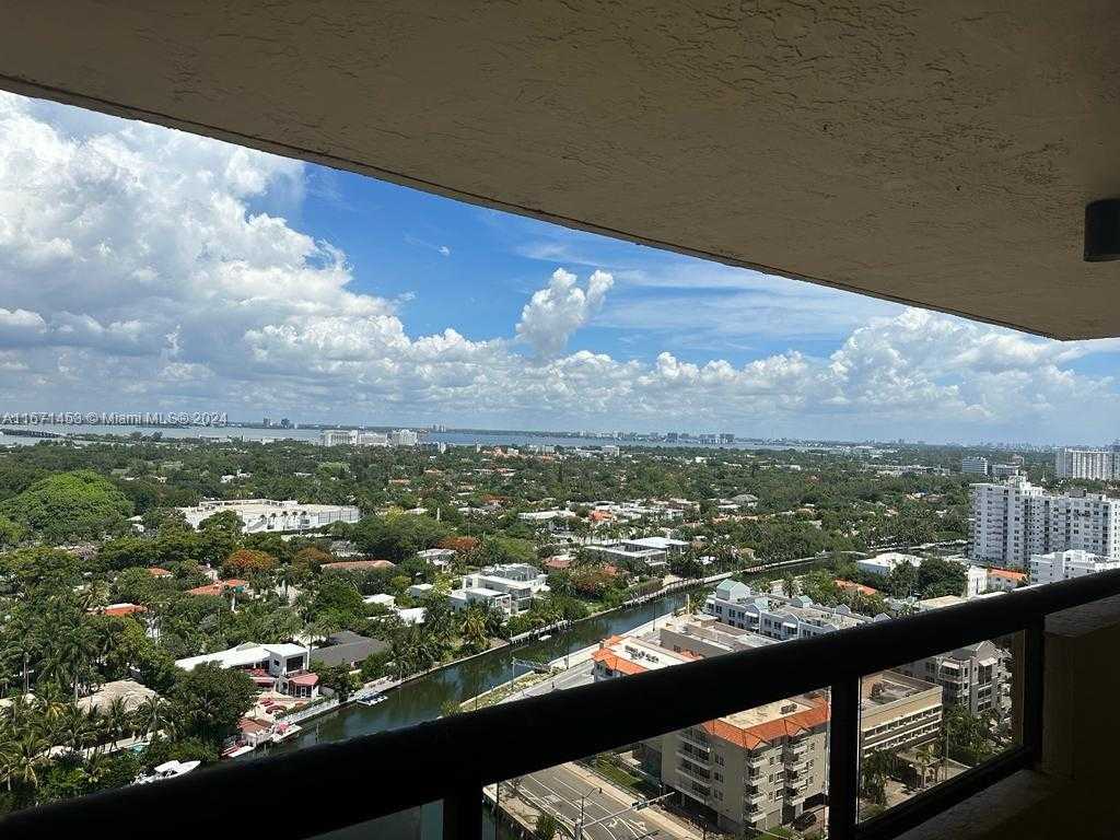 Small Image of 2555 COLLINS AVE #2410, Miami Beach Number 16