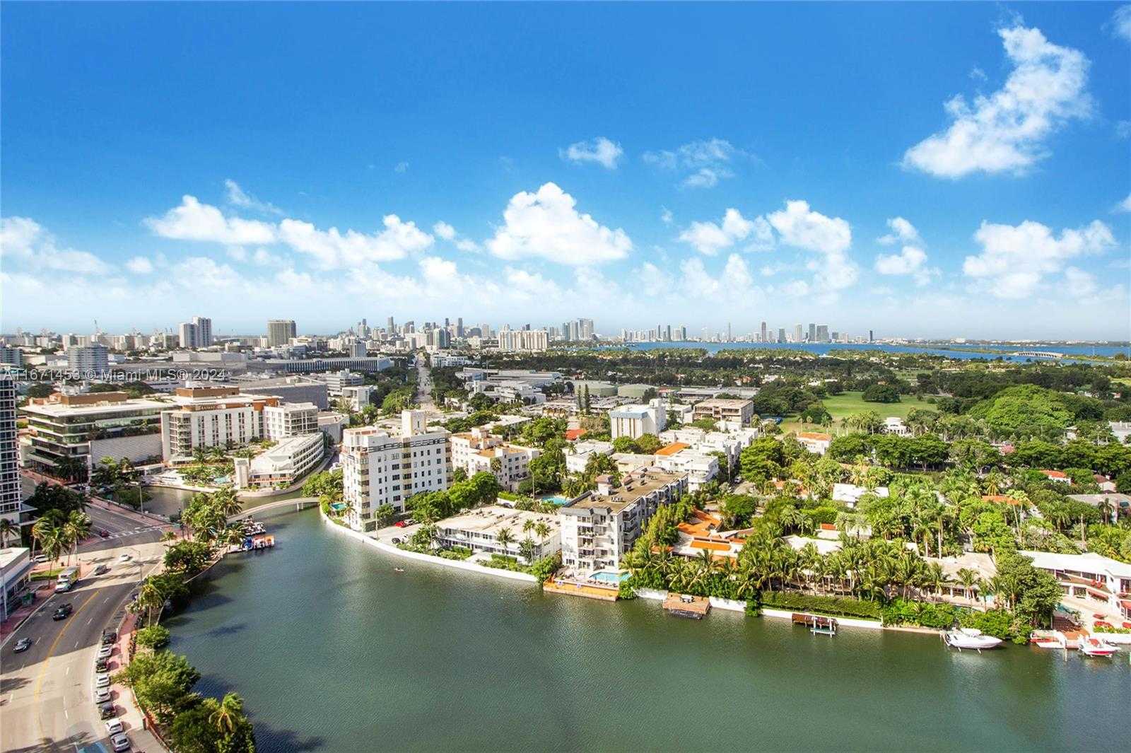Small Image of 2555 COLLINS AVE #2410, Miami Beach Number 2