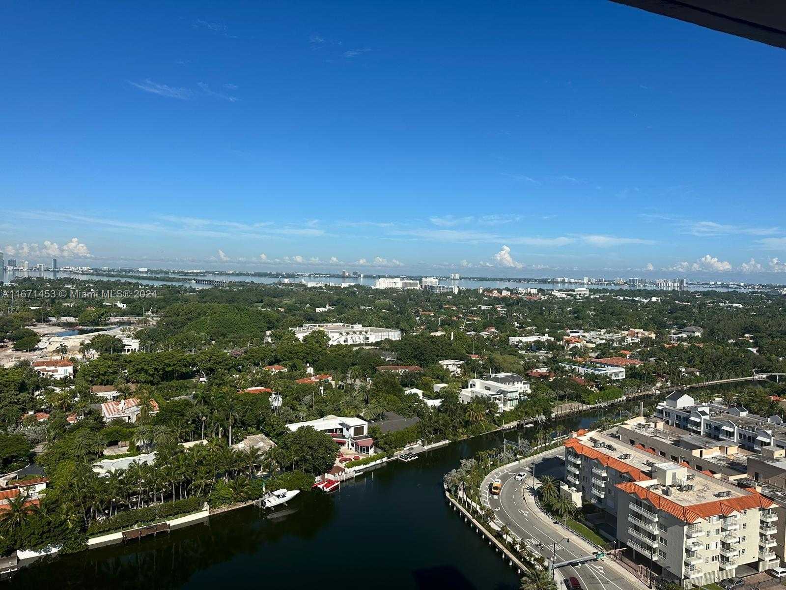 Small Image of 2555 COLLINS AVE #2410, Miami Beach Number 3
