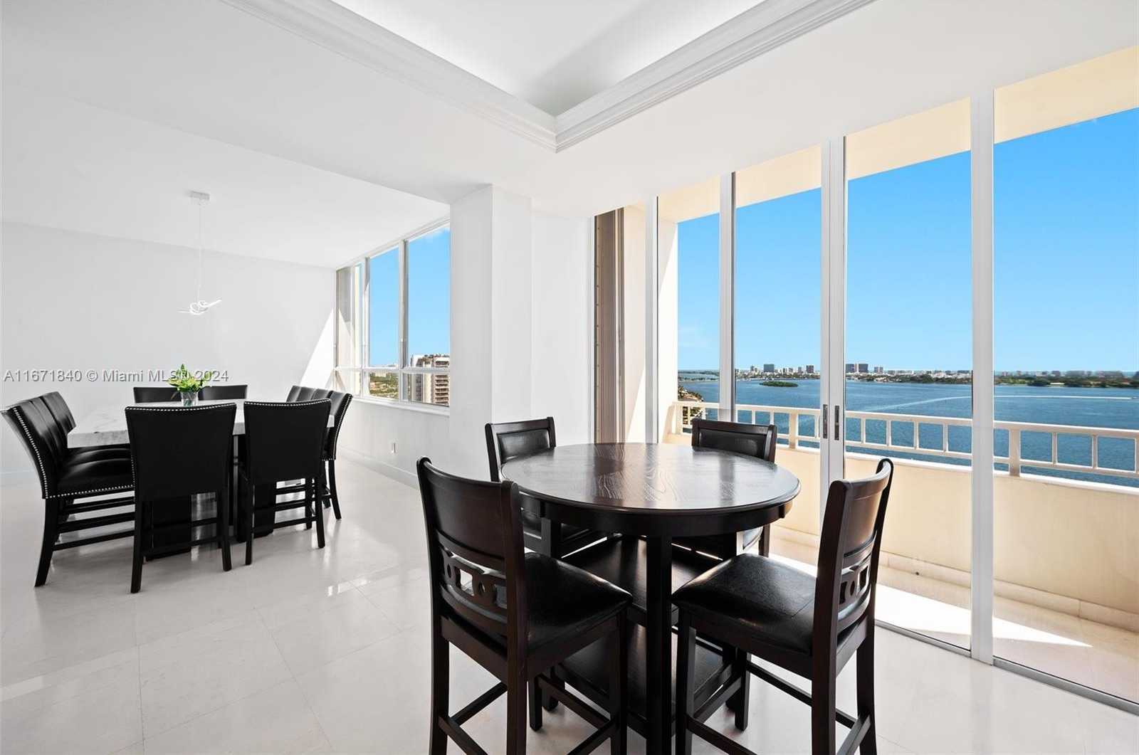 Small Image of 11113 BISCAYNE BLVD #PH4, Miami Number 17