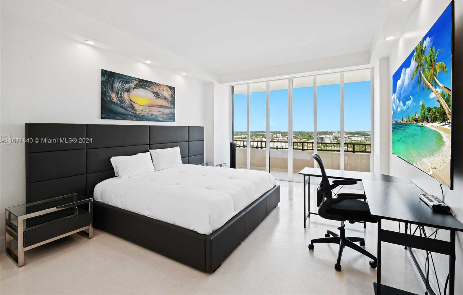 Small Image of 11113 BISCAYNE BLVD #PH4, Miami Number 22