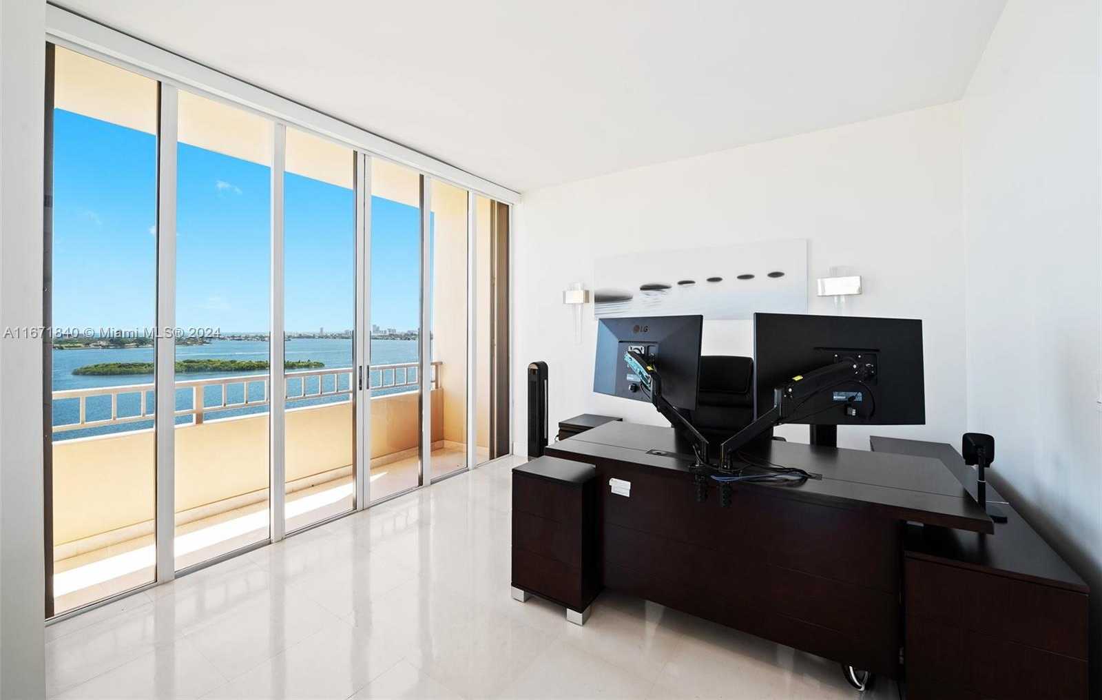 Small Image of 11113 BISCAYNE BLVD #PH4, Miami Number 27
