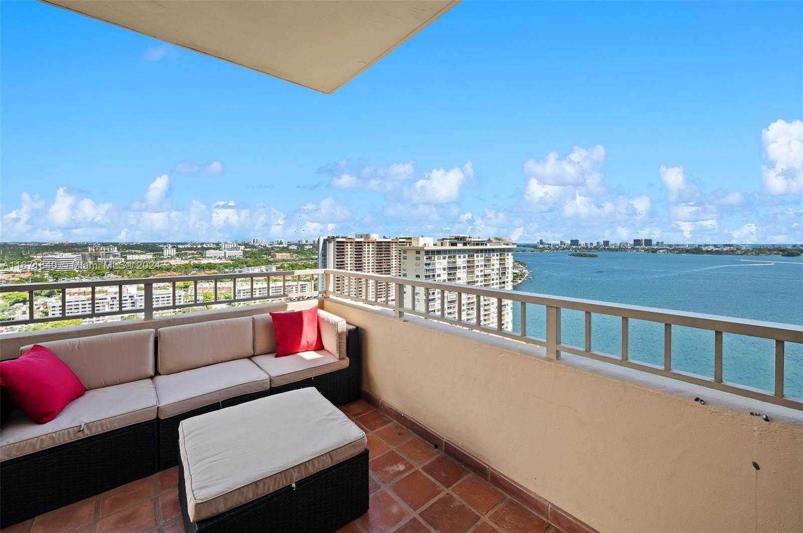 Small Image of 11113 BISCAYNE BLVD #PH4, Miami Number 30