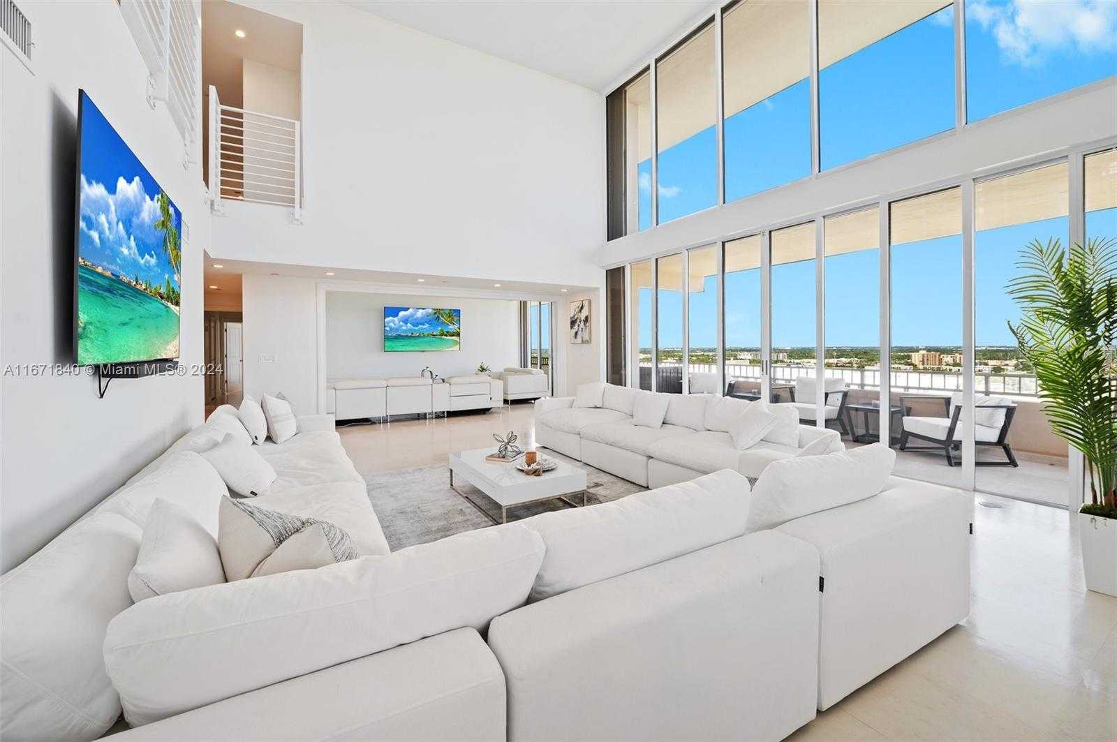 Small Image of 11113 BISCAYNE BLVD #PH4, Miami Number 4