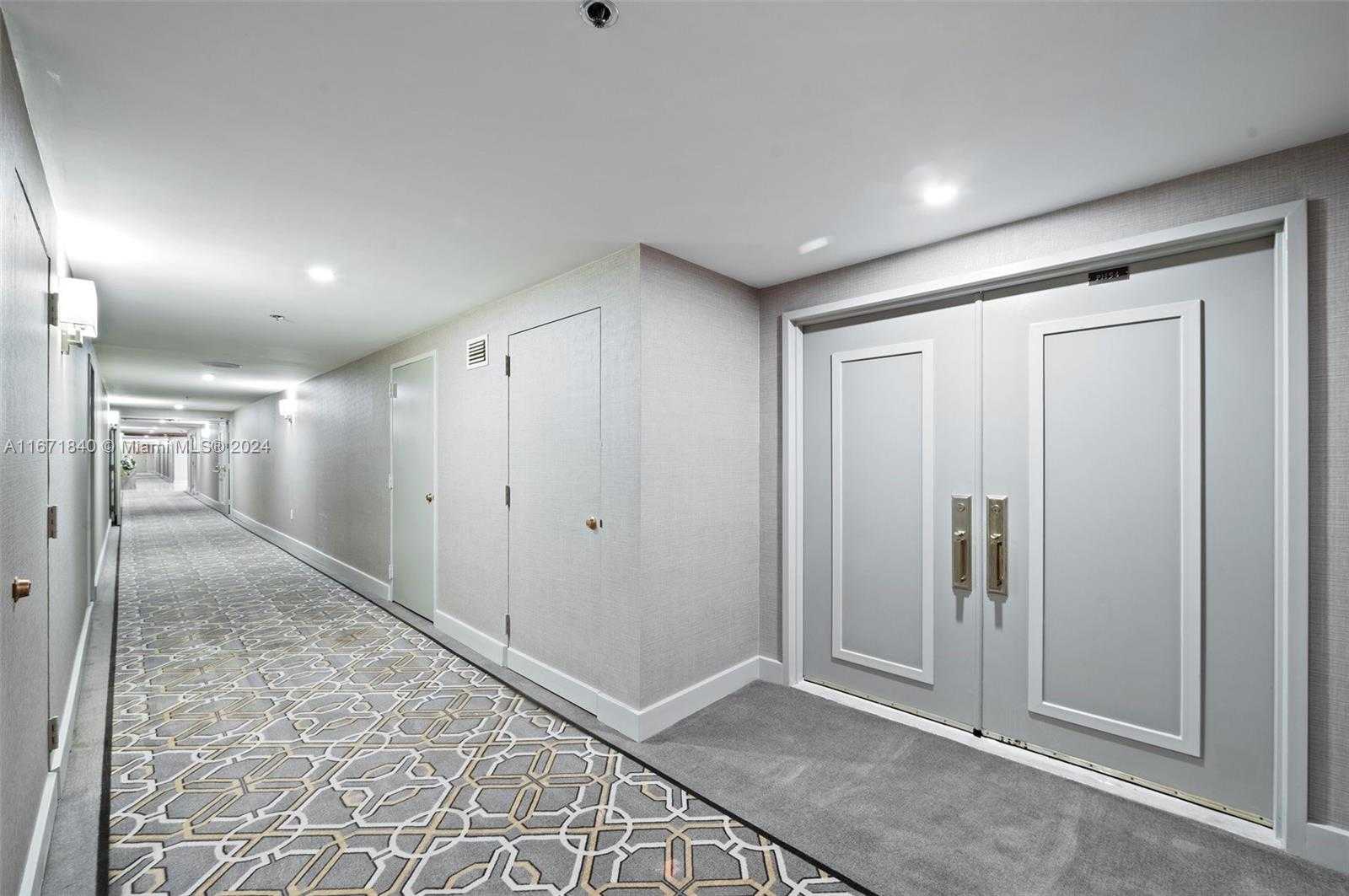 Small Image of 11113 BISCAYNE BLVD #PH4, Miami Number 41