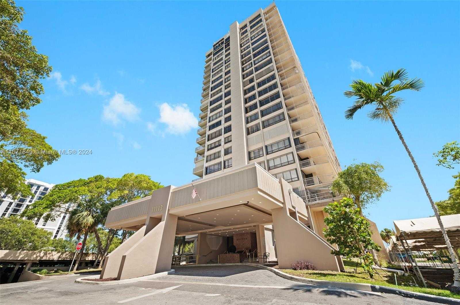 Small Image of 11113 BISCAYNE BLVD #PH4, Miami Number 45