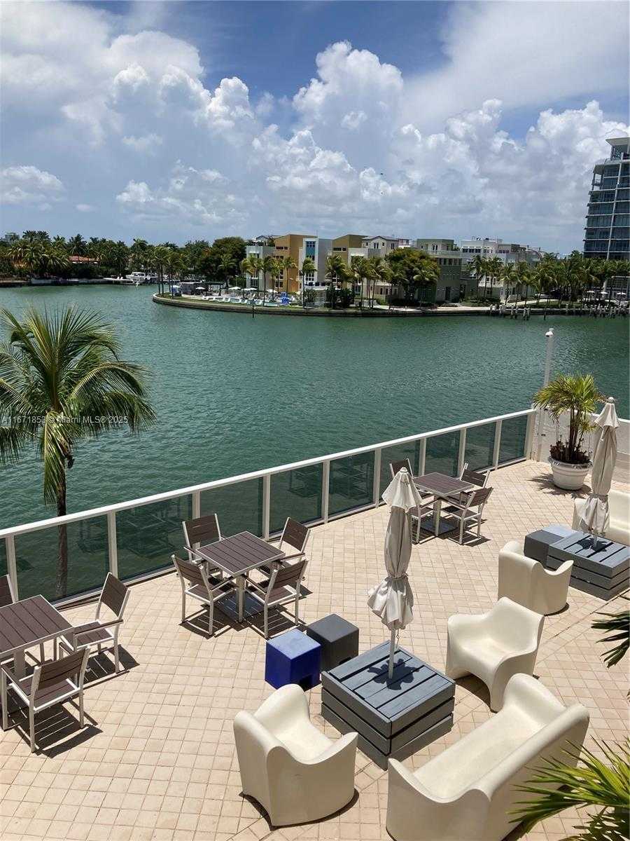 Small Image of 5880 COLLINS AVE #404, Miami Beach Number 9