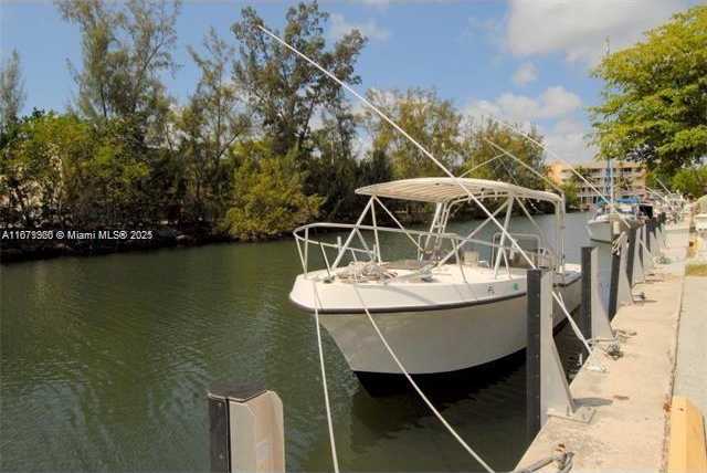 Small Image of 3660 NORTH EAST 166TH ST #611, North Miami Beach Number 12