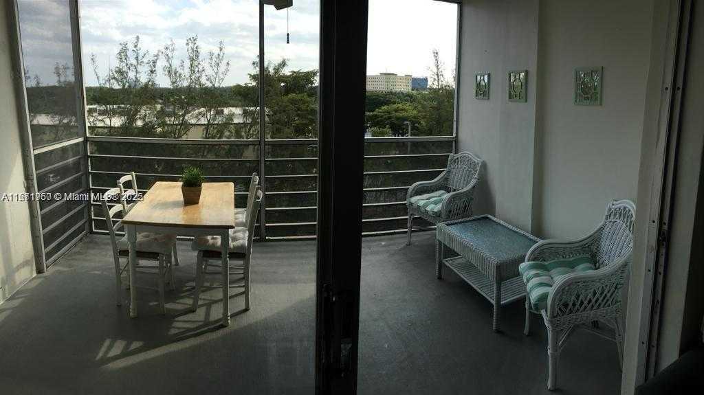 Small Image of 3660 NORTH EAST 166TH ST #611, North Miami Beach Number 13