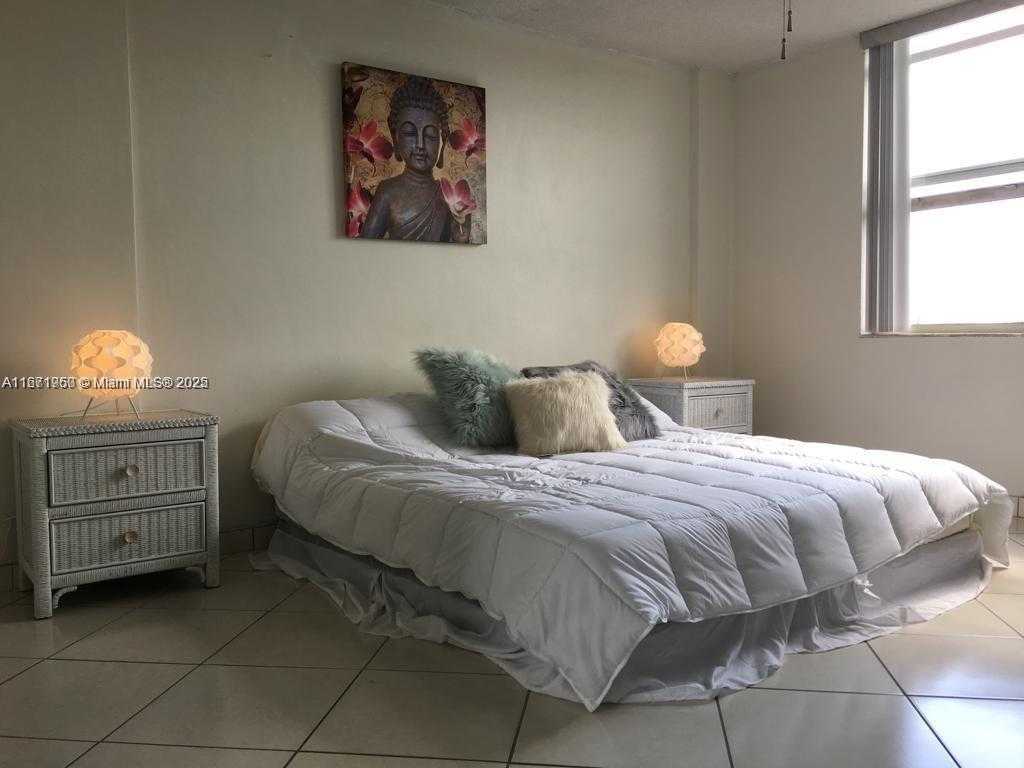 Small Image of 3660 NORTH EAST 166TH ST #611, North Miami Beach Number 9
