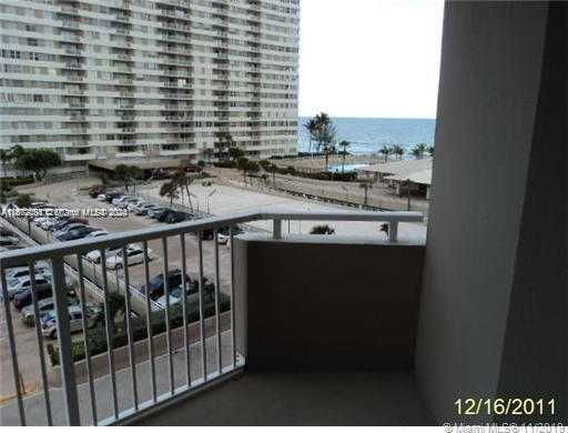 Small Image of 1980 SOUTH OCEAN DR #MK, Hallandale Beach Number 17