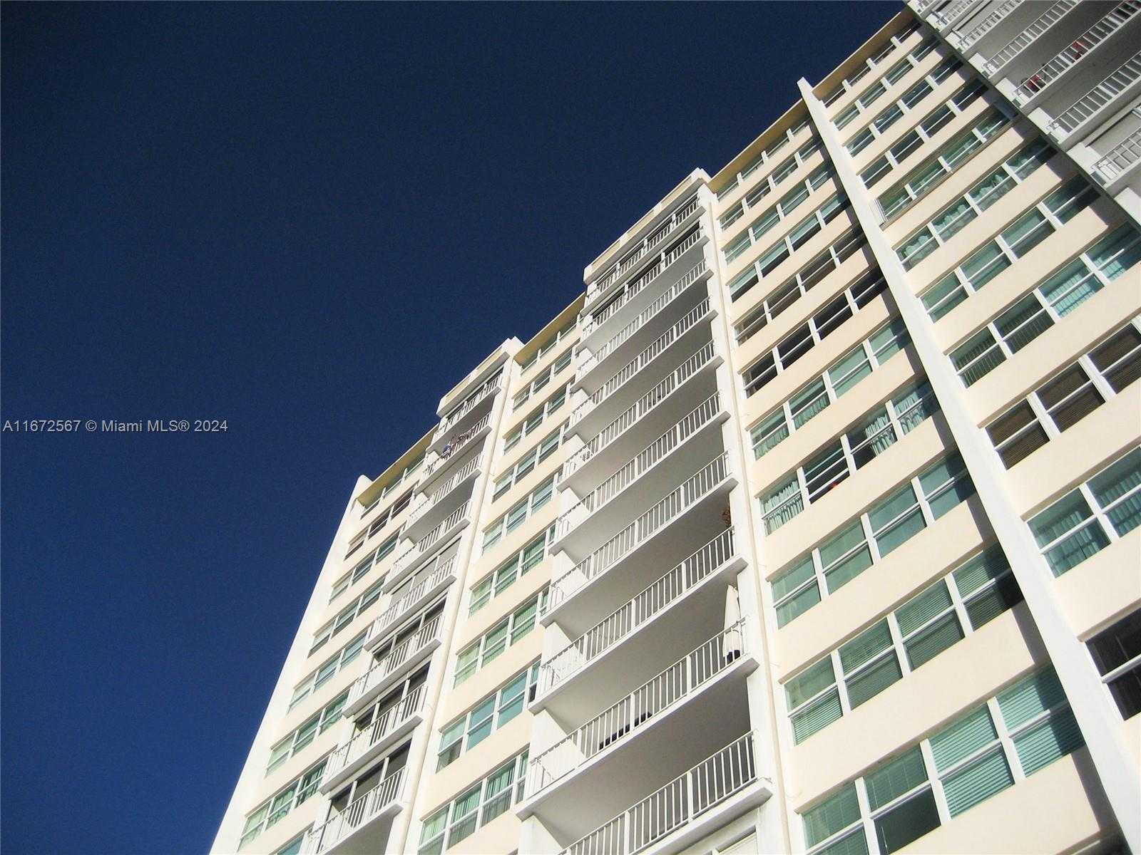 Small Image of 1410 SOUTH OCEAN DR #308, Hollywood Number 11