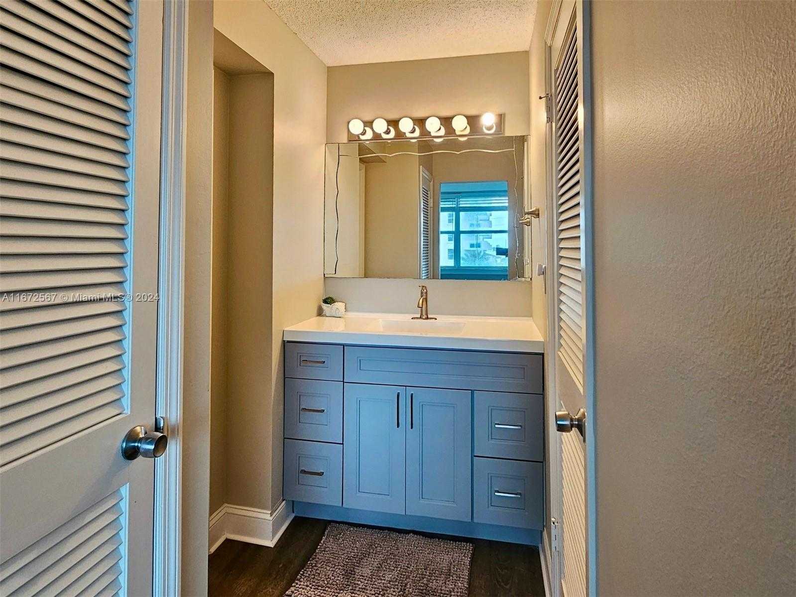 Small Image of 1410 SOUTH OCEAN DR #308, Hollywood Number 29