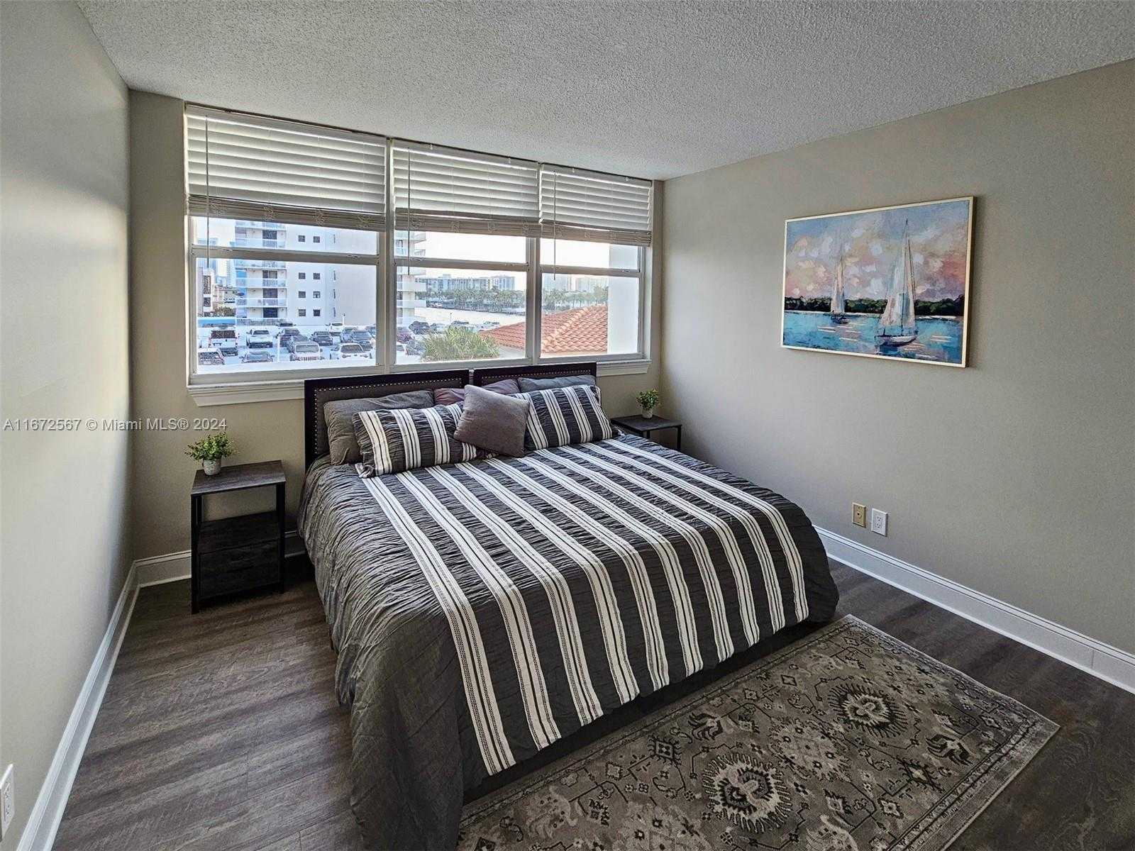 Small Image of 1410 SOUTH OCEAN DR #308, Hollywood Number 32