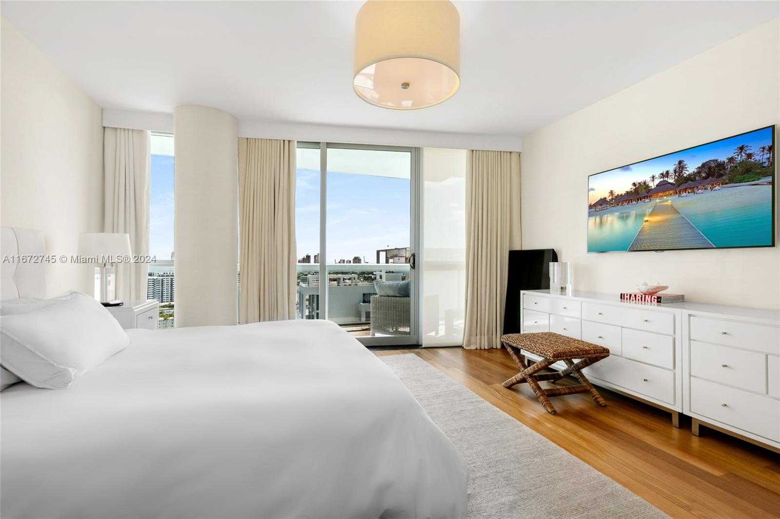 Small Image of 101 20TH ST #2706, Miami Beach Number 11