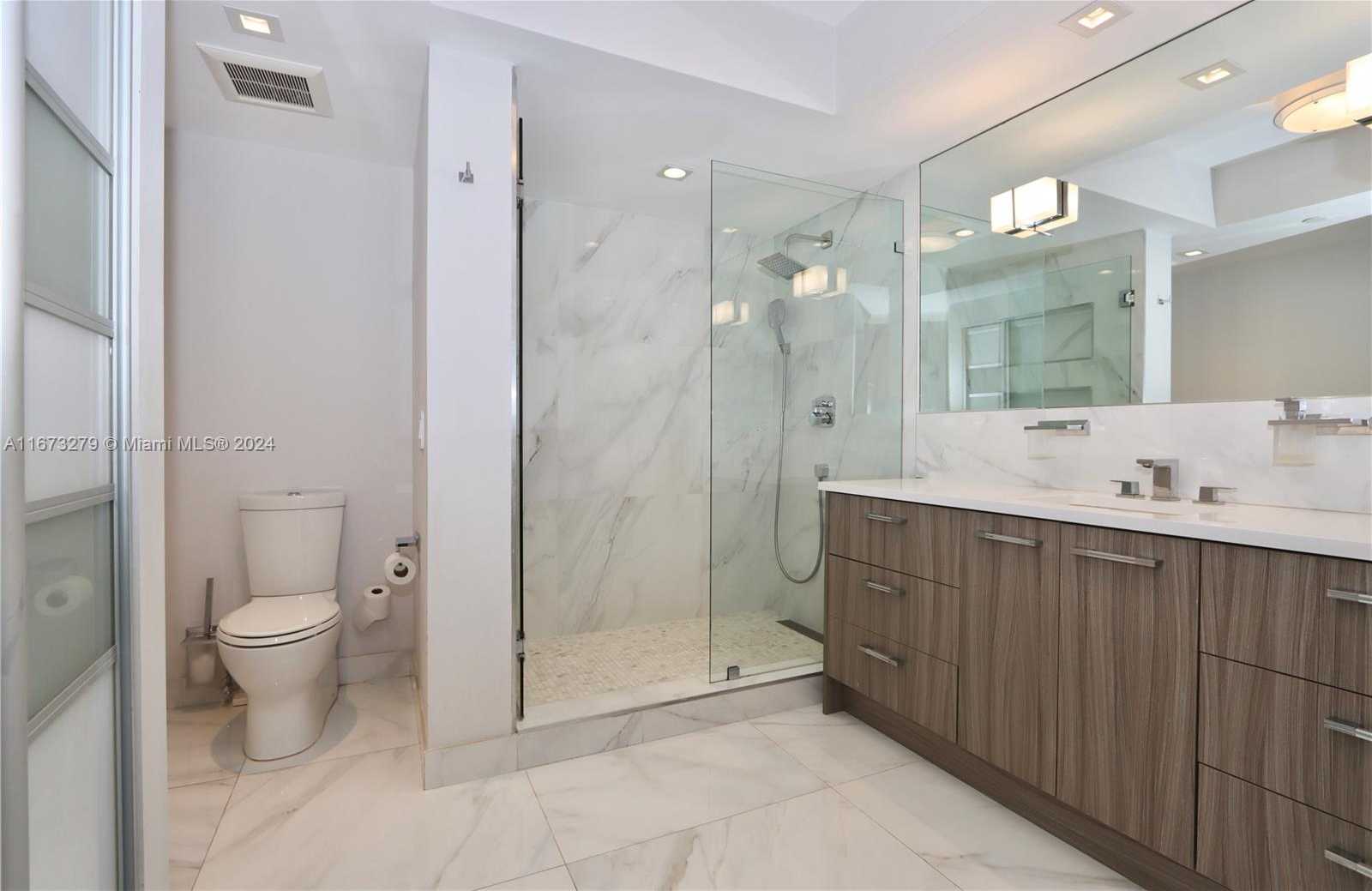 Small Image of 3000 Island Blvd, Aventura, FL 33160, USA Number 30